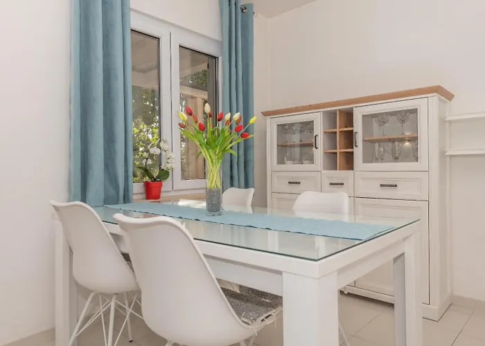 Branka Lägenhet Makarska